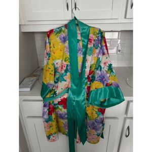 Vintage Gold Label Victoria's Secret Floral Kimono Robe.